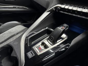 Peugeot 3008 BlueHDi Allure