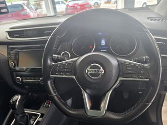Nissan Qashqai 1.3 DIG-T N-Connecta SUV 5dr Petrol DCT Auto Euro 6 (s/s) (160 p