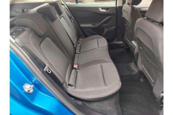Ford Focus T EcoBoost MHEV Titanium