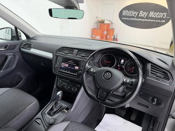 Volkswagen Tiguan TDI BlueMotion Tech SE Navigation