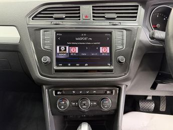 Volkswagen Tiguan TDI BlueMotion Tech SE Navigation