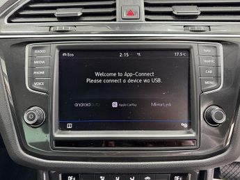Volkswagen Tiguan TDI BlueMotion Tech SE Navigation