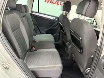Volkswagen Tiguan TDI BlueMotion Tech SE Navigation