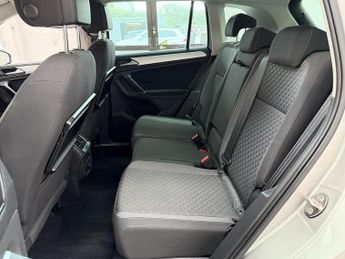Volkswagen Tiguan TDI BlueMotion Tech SE Navigation