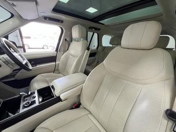 Land Rover Range Rover D350 MHEV HSE