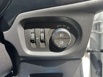 Vauxhall Corsa 1.2 Turbo Elite Nav Premium Hatchback 5dr Petrol Auto Euro 6 (s/