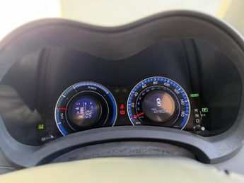 Toyota Auris VVT-h T Spirit