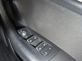Audi Q3 TFSI CoD SE