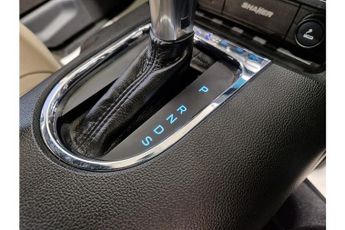 Ford Mustang T EcoBoost