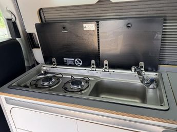 Volkswagen Transporter T6.1 T30 150 DSG SWB Highline