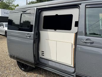 Volkswagen Transporter T6.1 T30 150 DSG SWB Highline