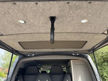 Volkswagen Transporter T6.1 T30 150 DSG SWB Highline