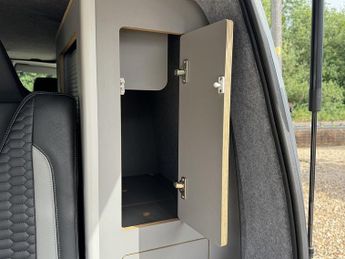 Volkswagen Transporter T6.1 T30 150 DSG SWB Highline