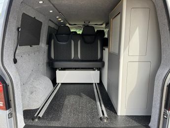 Volkswagen Transporter T6.1 T30 150 DSG SWB Highline