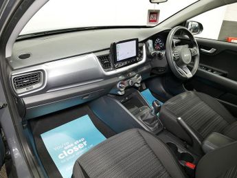 Kia Stonic T-GDi 2