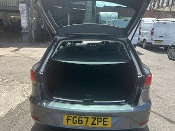 SEAT Leon 1.6 TDI SE Dynamic Technology ST 5dr Diesel DSG Euro 6 (s/s) (11