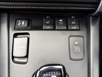 Toyota Auris VVT-h Business Edition