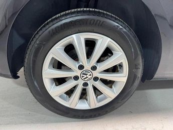Volkswagen Touran 1.4 TSI SE MPV 5dr Petrol DSG (7 Seats) (179 g/km, 138 bhp)