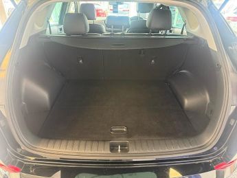 Hyundai TUCSON 1.7 CRDi Blue Drive Premium SUV 5dr Diesel DCT Euro 6 (s/s) (141