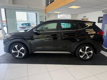 Hyundai TUCSON 1.7 CRDi Blue Drive Premium SUV 5dr Diesel DCT Euro 6 (s/s) (141