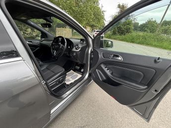 Mercedes-Benz B-Class B180 Blueefficiency Sport