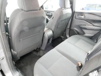 Nissan Qashqai DIG-T MHEV Acenta Premium