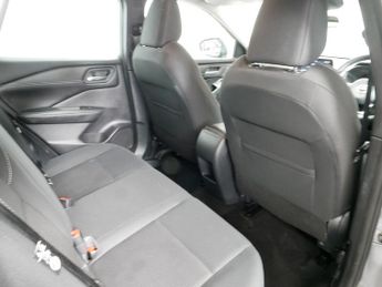 Nissan Qashqai DIG-T MHEV Acenta Premium