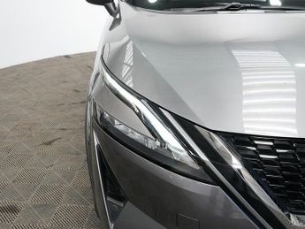 Nissan Qashqai DIG-T MHEV Acenta Premium