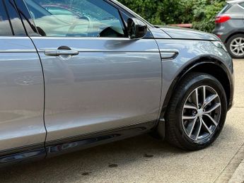 Land Rover Discovery Sport D200 MHEV Dynamic SE