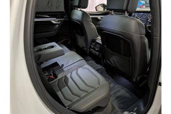 Volkswagen Touareg TDI V6 R-Line Tech