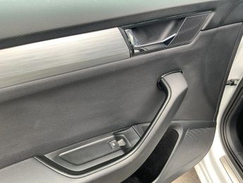 Skoda Superb TDI SE Technology