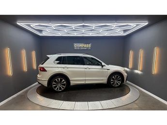 Volkswagen Tiguan 2.0 TDI R-Line Tech SUV 5dr Diesel DSG Euro 6 (s/s) (150 ps)