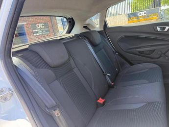 Ford Fiesta 1.25 Zetec Hatchback 5dr Petrol Manual Euro 5 (82 ps)