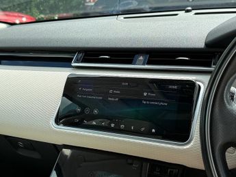 Land Rover Range Rover Velar P250 R-Dynamic SE