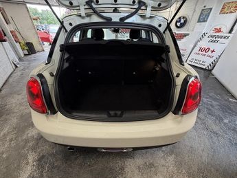 MINI Hatch Cooper