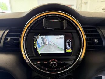 MINI Hatch Cooper