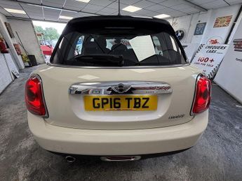 MINI Hatch Cooper