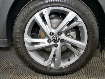 Volkswagen Taigo TSI R-Line