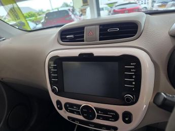 Kia Soul 30kWh EV SUV 5dr Electric Auto (109 bhp)