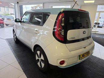 Kia Soul 30kWh EV SUV 5dr Electric Auto (109 bhp)