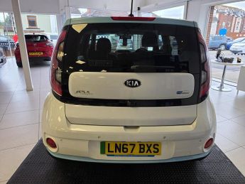 Kia Soul 30kWh EV SUV 5dr Electric Auto (109 bhp)