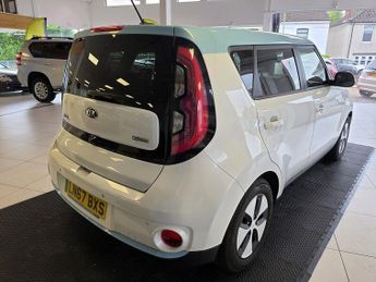Kia Soul 30kWh EV SUV 5dr Electric Auto (109 bhp)
