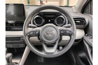 Toyota Yaris VVT-h Excel