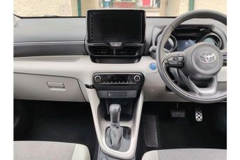 Toyota Yaris VVT-h Excel