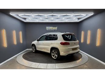 Volkswagen Tiguan TDI BlueMotion Tech R-Line