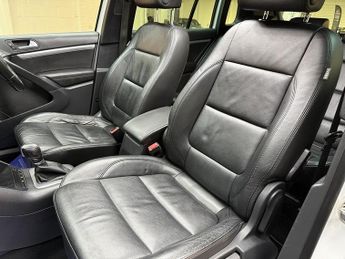 Volkswagen Tiguan TDI BlueMotion Tech R-Line