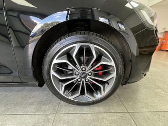 Ford Focus T EcoBoost MHEV ST-Line Vignale