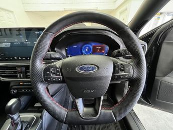 Ford Focus T EcoBoost MHEV ST-Line Vignale