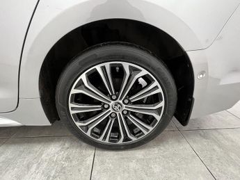 Toyota Corolla VVT-h Excel