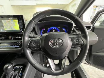 Toyota Corolla VVT-h Excel